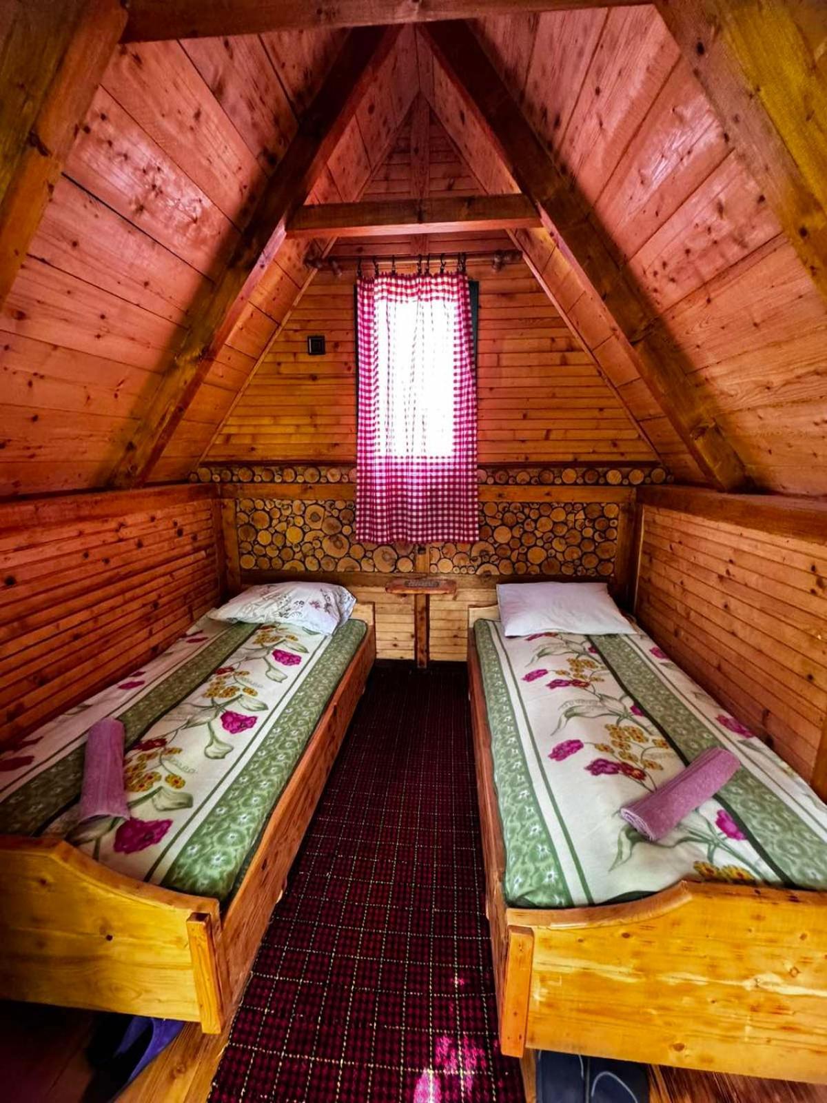 Žabljak Durmitorska Koliba Sa Kupatilomヴィラ 部屋 写真
